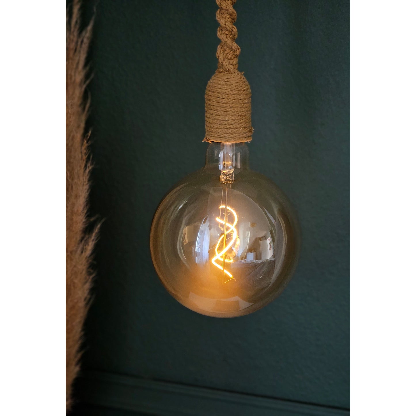 Batteriebetriebene LED Hängelampe mit Timer und Fernbedienung