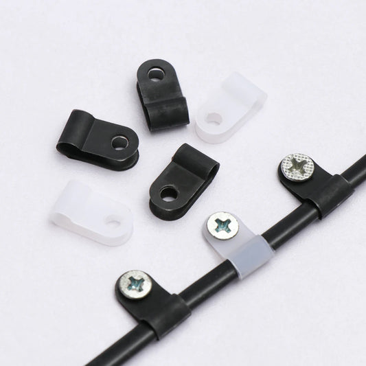 100x R-Typ Nylon Kabelklemmen Schwarz – Kabel Befestigung - Organisation