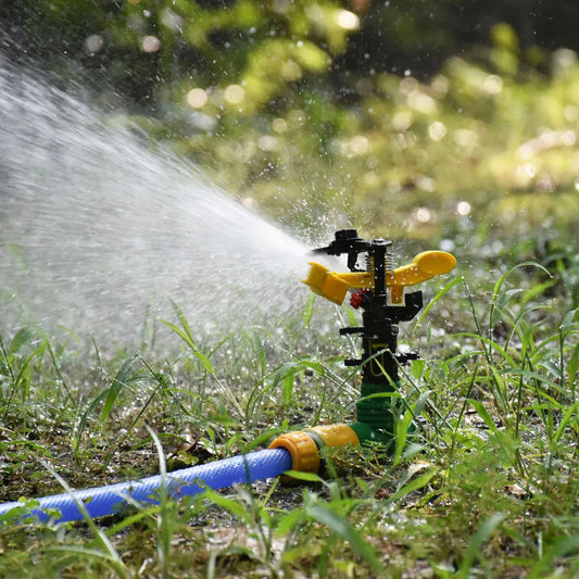 Drehbarer Rasen- und Landwirtschaftssprinkler 1/2 3/4 Zoll verstellbar