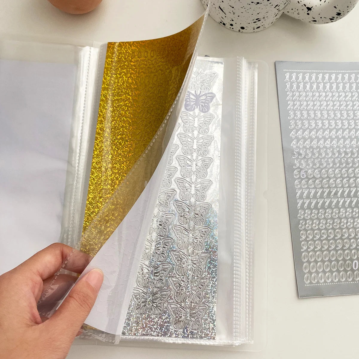 Organizer für Aufkleber und Scrapbooking Materialien zur sicheren Aufbewahrung