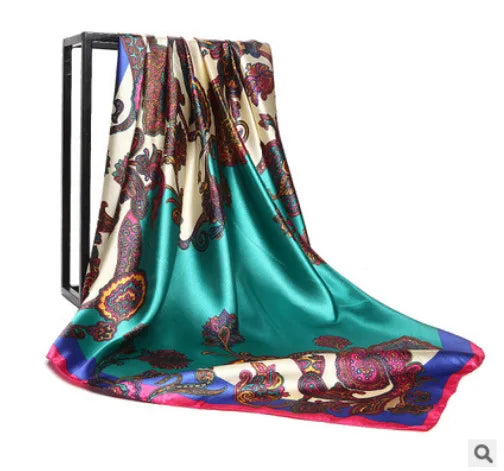 Eleganter Damenschal mit Druckmuster 90x90cm für vielseitige Looks