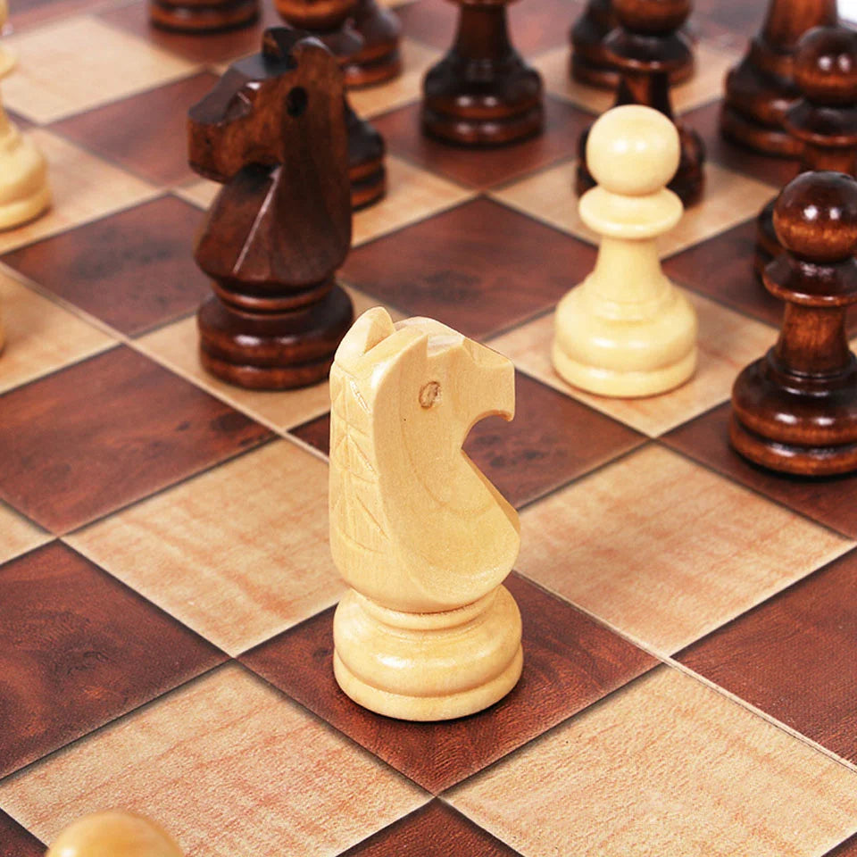 3-in-1 Holz Schach Set mit Backgammon - Dame – Reise - Freizeit