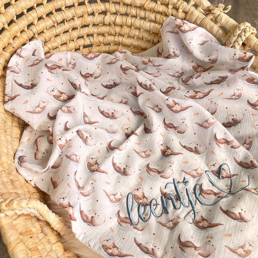 Musselintuch Otter aus Baumwolle – Kuscheldecke für Baby & Kinder