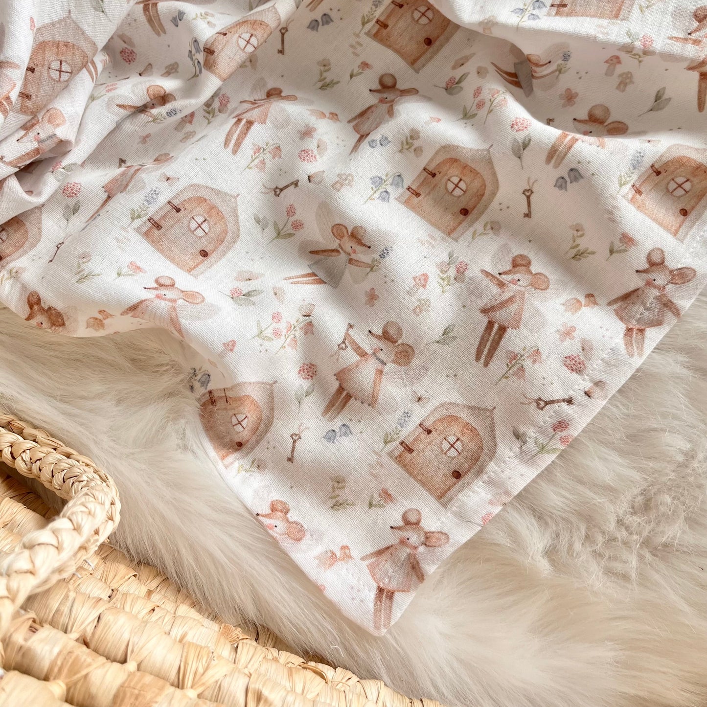 Leichtes Musselintuch aus Baumwolle für Kinderwagen und Autositz