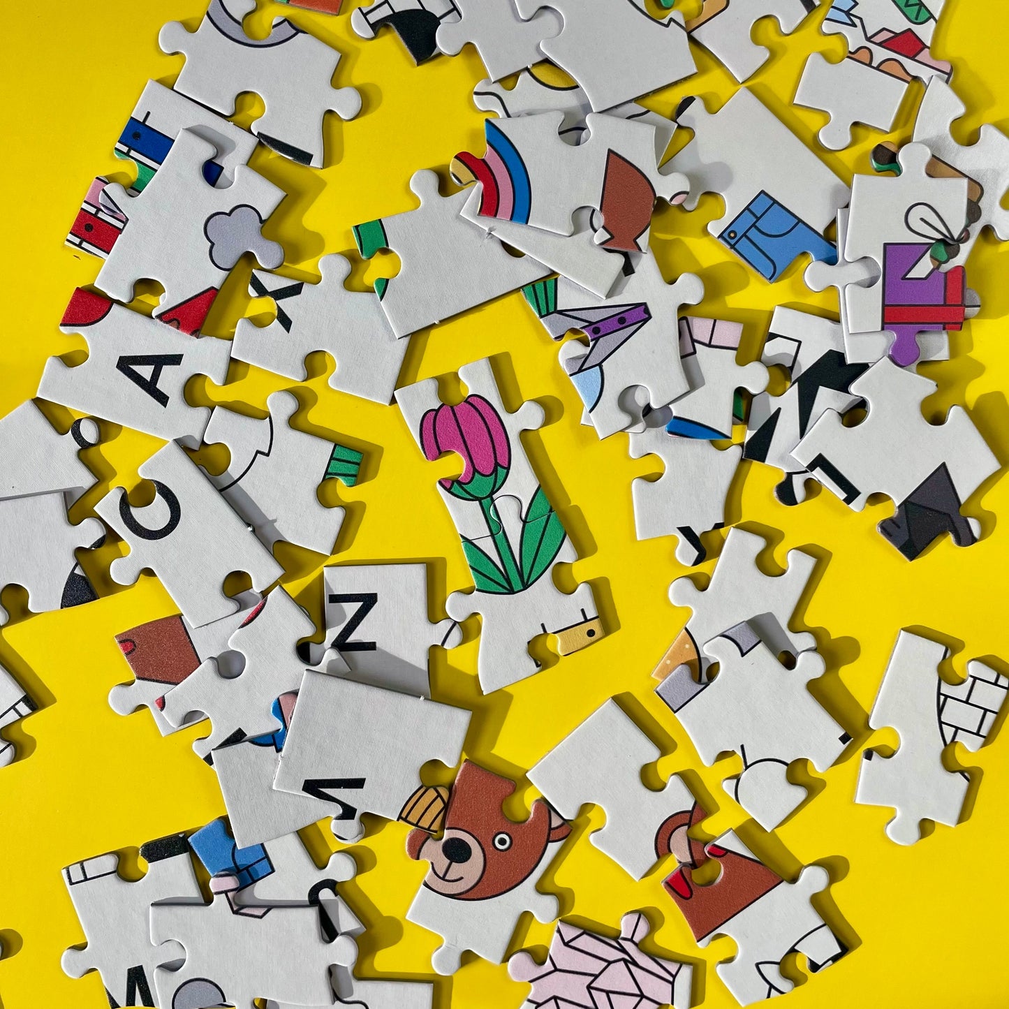 Kinderpuzzle ABC mit 100 Teilen und umweltfreundlicher Verpackung