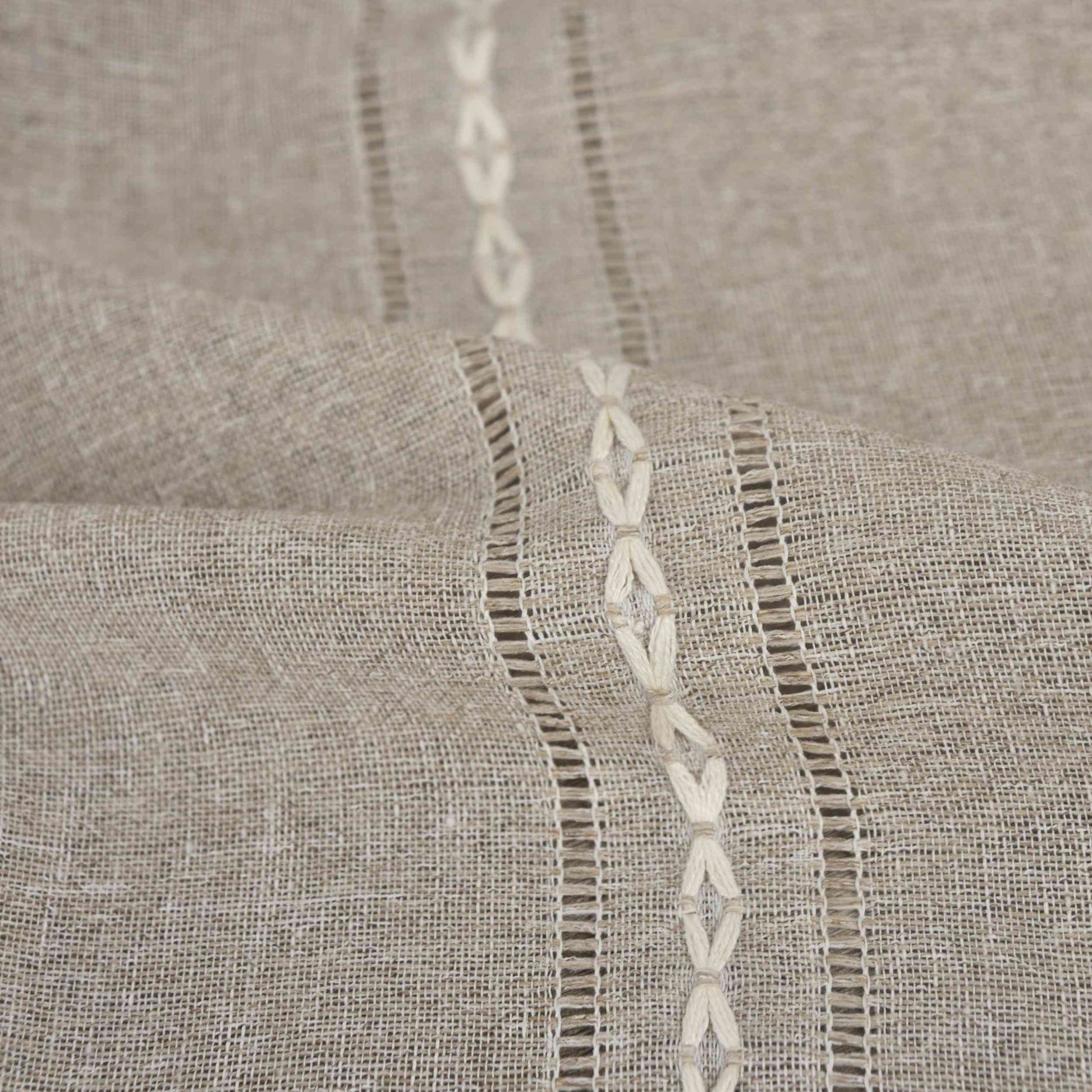 2er Set Halbtransparente Gardinen mit Ösen »Leipzig« Kettenmuster lichtdurchlässig elegante Struktur 202450-2-gardinenbox.de