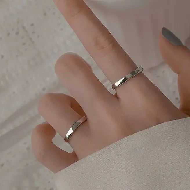 Minimalistische Silberringe für Damen und Paare zeitlos elegant