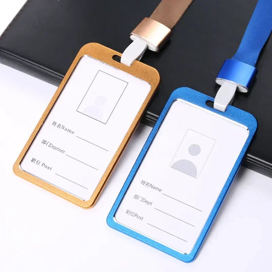 Robuster Kreditkartenhalter aus Aluminium für sichere ID Karten