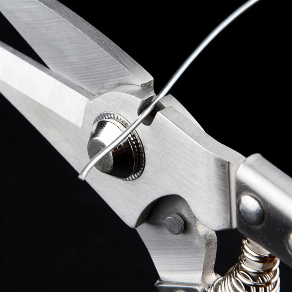 Schere aus Edelstahl mit verdickter Klinge für starkes Metallschneiden