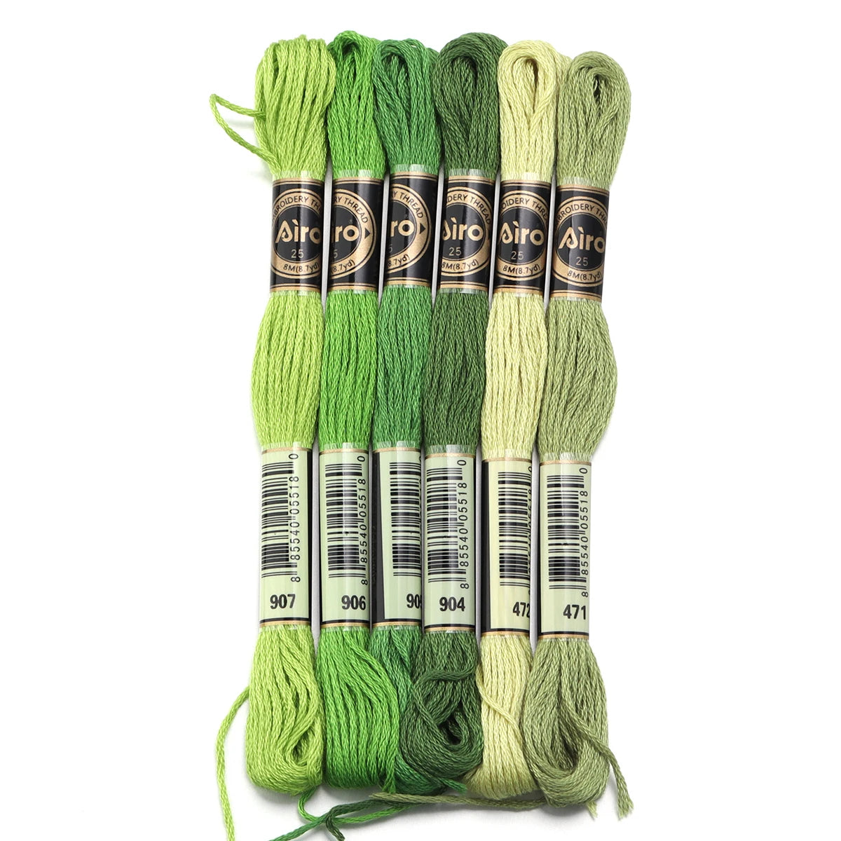 Umfangreiches Set Stickgarn für Handarbeiten mit bunten Farben