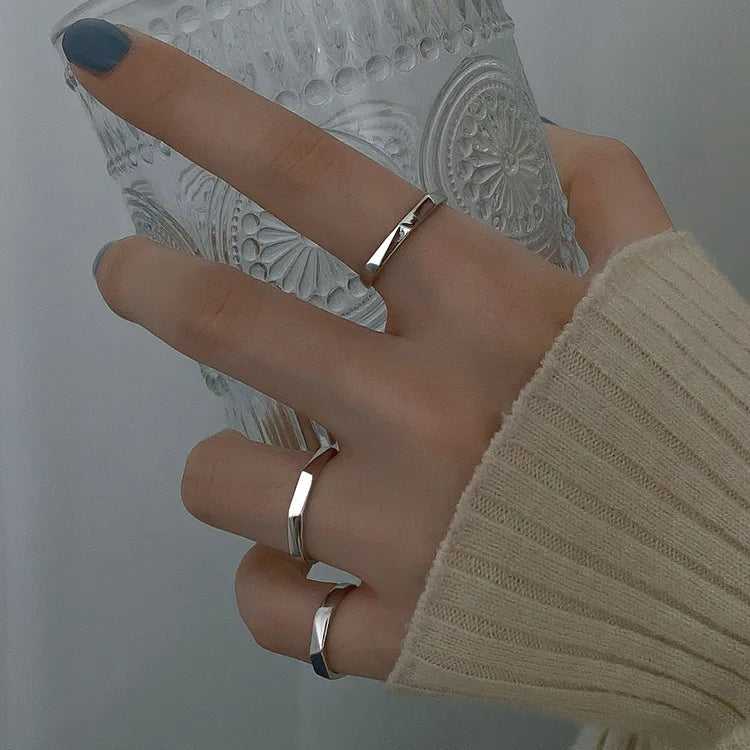 Minimalistische Silberringe für Damen und Paare zeitlos elegant