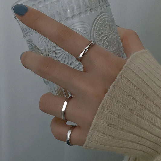 Minimalistische Silberringe für Damen und Paare zeitlos elegant