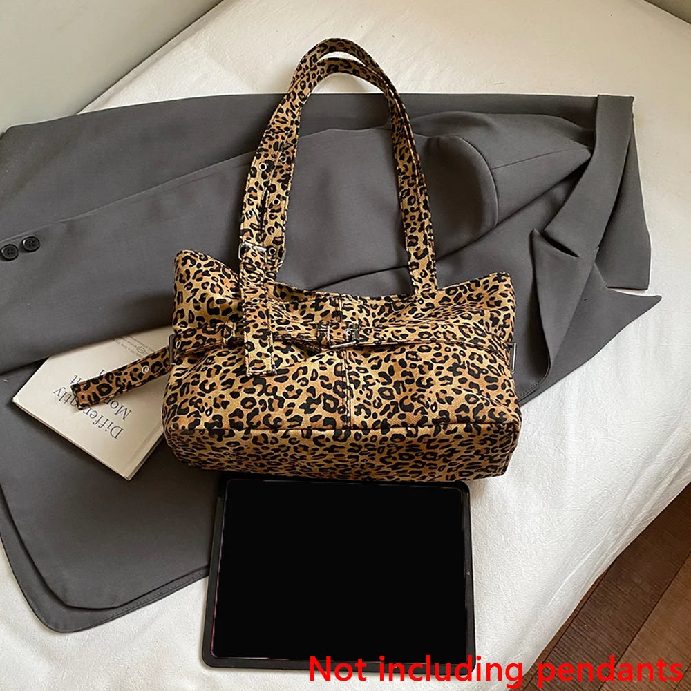 Leichte Damen Umhängetasche mit großem Fassungsvermögen und Leopardenmuster