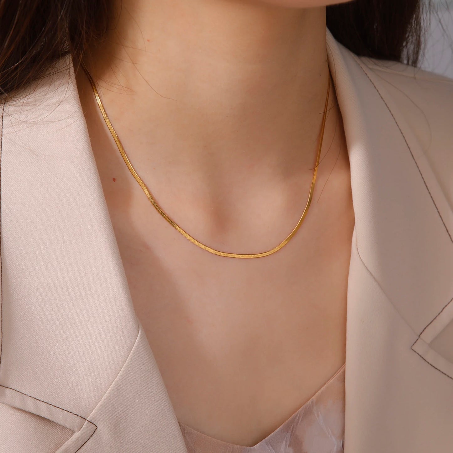 Elegante Edelstahl Schlangenkette für Damen und Herren in Goldfarbenem Design-Yabubest - Home & More