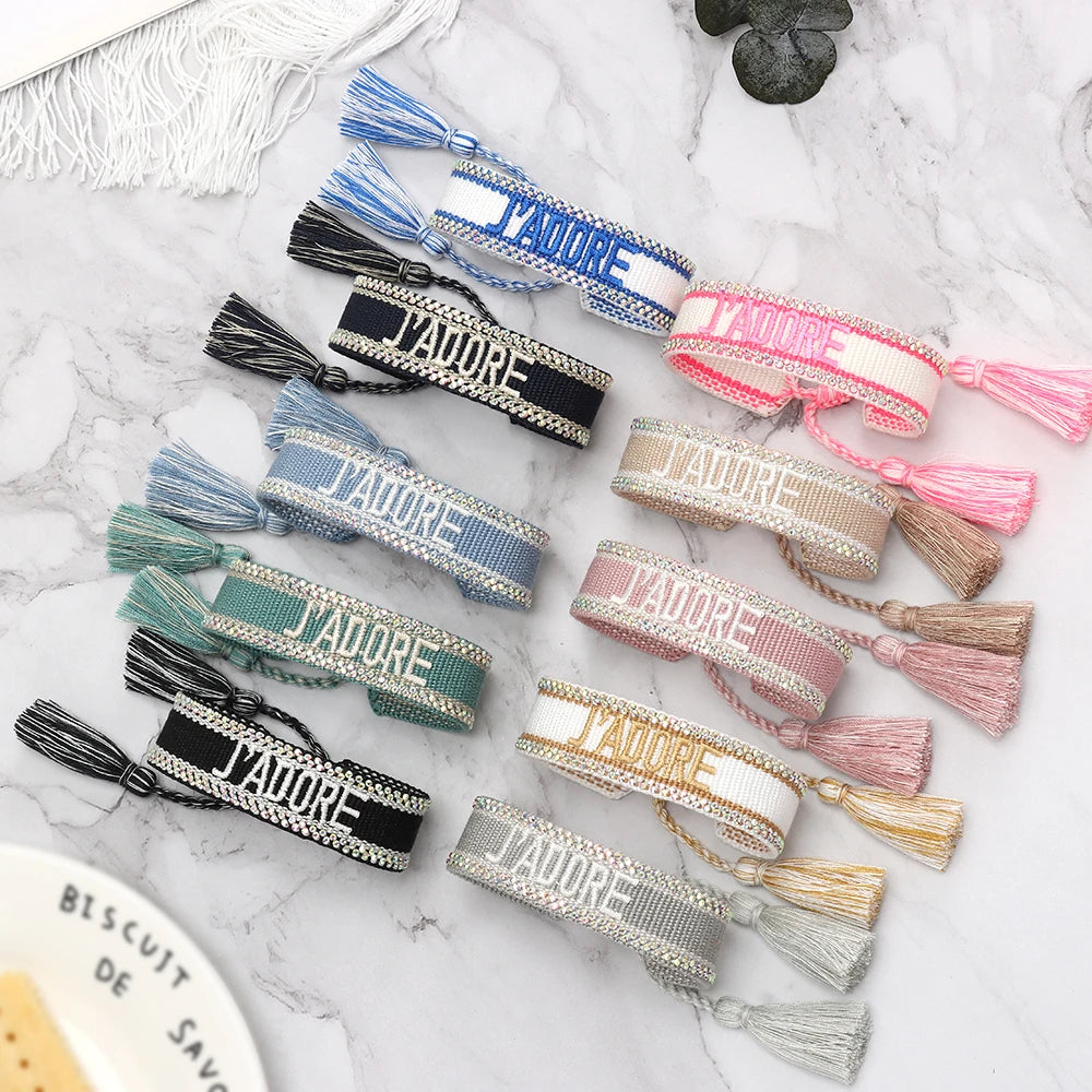 Freundschaftsarmbänder mit Schriftzug und Bling Steinen aus Baumwolle