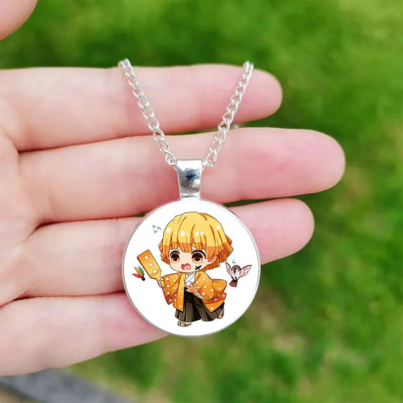 Anime Cosplay Halskette mit rundem Glas Anhänger für Fans und Sammler