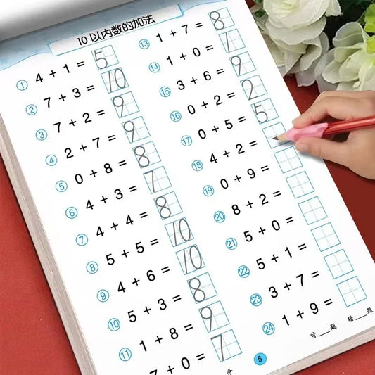 Handgeschriebenes Mathematik Übungsbuch Addition und Subtraktion für Kinder