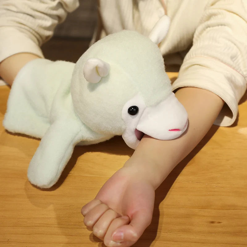 Kuschelweiche Handpuppen als Lernspielzeug für Kinder