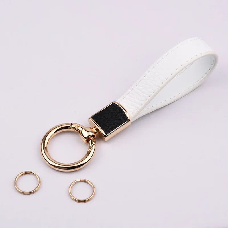 Luxuriöser Schlüsselanhänger aus PU-Leder mit goldfarbener Metall-Schnalle, 13,6 cm