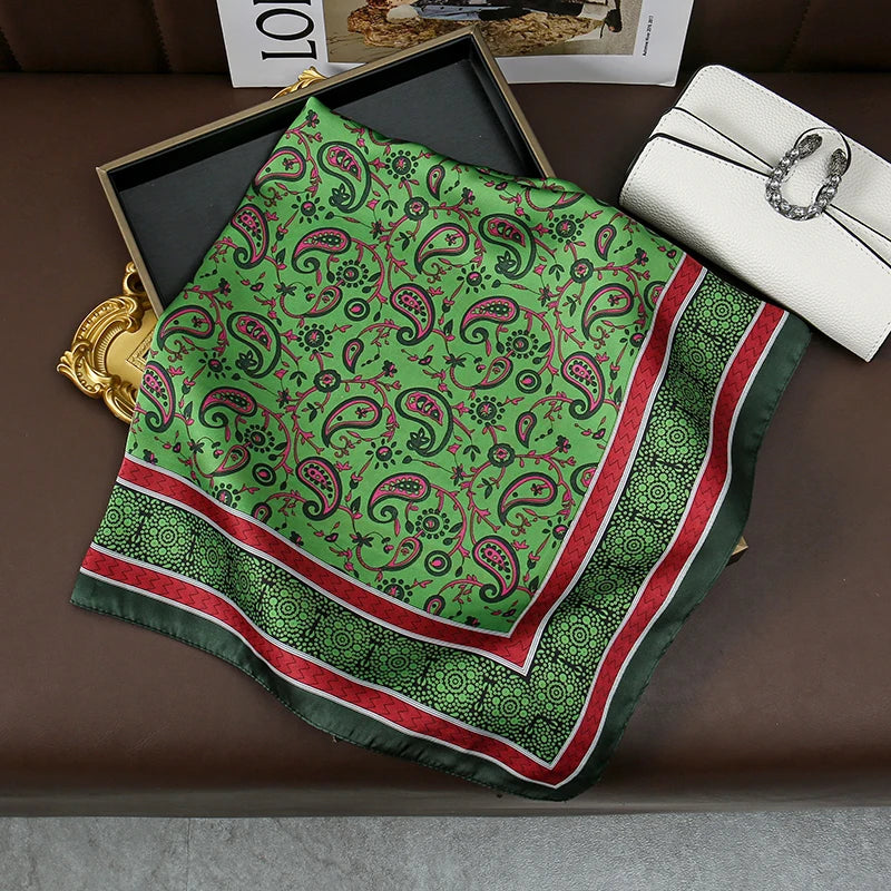 Modischer 70 x 70 cm Damenschal mit Paisley-Druck-Yabubest - Home & More