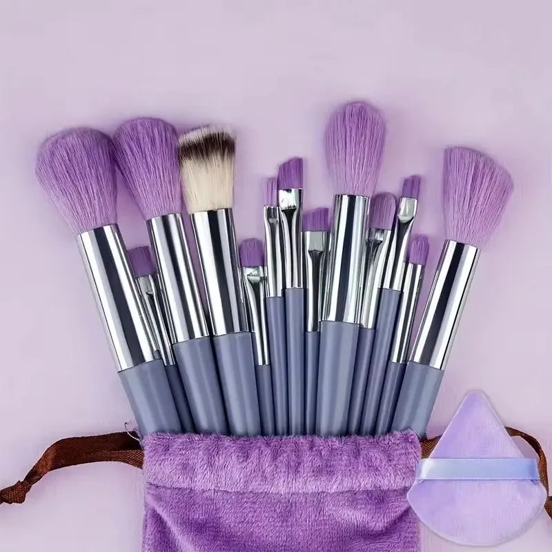 Praktisches Kosmetikpinsel Set für vielseitiges Make up