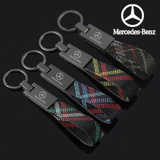 Eleganter Auto Logo Schlüsselanhänger aus Zink mit robustem Oxford-Gurtband, Geschenk für Mercedes