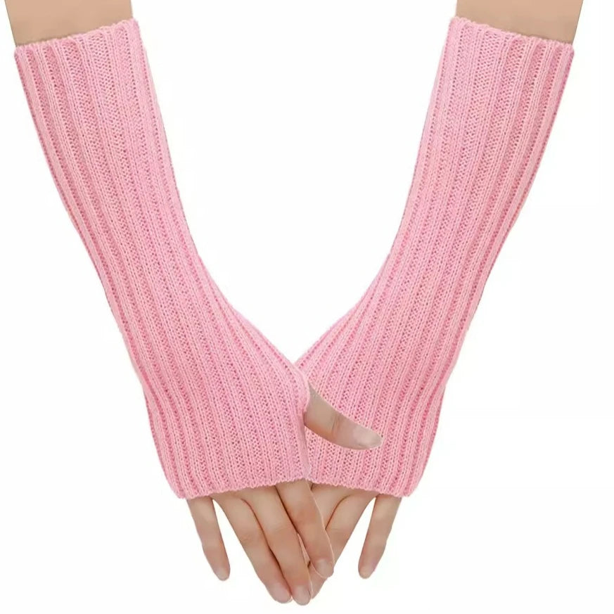 Wärmende fingerlose Strickhandschuhe für Herbst und Winter