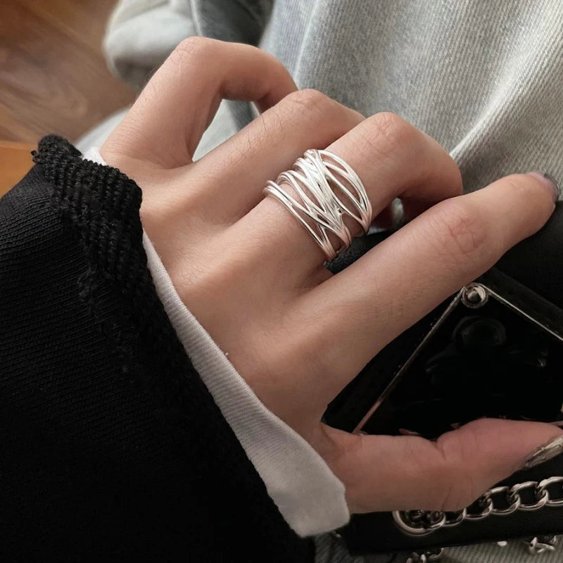 Verstellbarer Silberring mit hohlen Linien, stylischer Punk-Schmuck Unisex