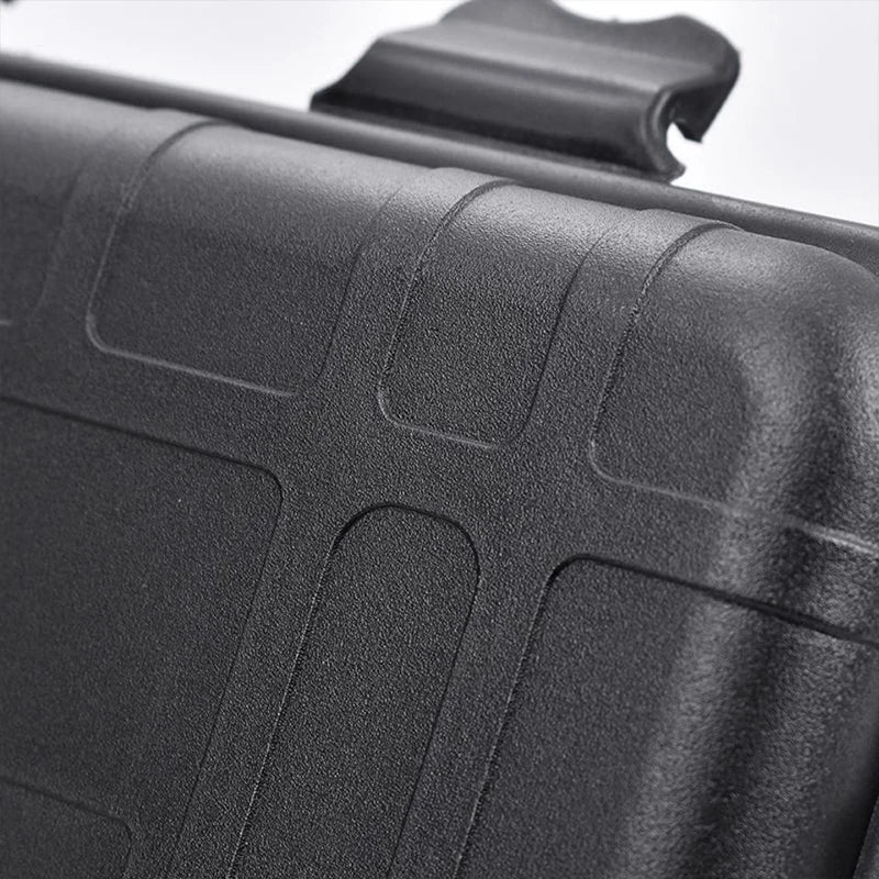 Stoßfeste wasserdichte Outdoor Survival-Box mit Varianten in S L XL