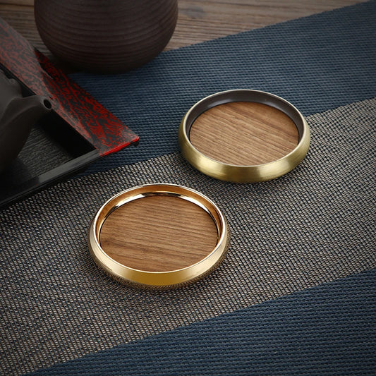 Umweltfreundlicher Holz Untersetzer mit Metallring – Rund, Hitzeschutz für Tassen