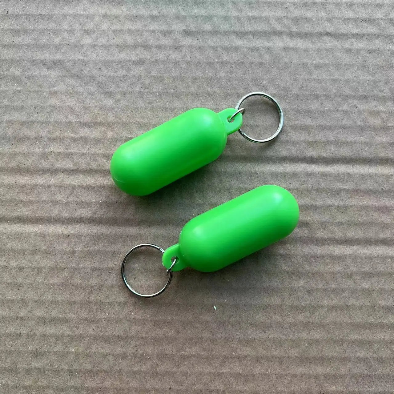 2er Set Kajak Schlüsselbund Schwimmender Anhänger Gelb Nicht Sinkend