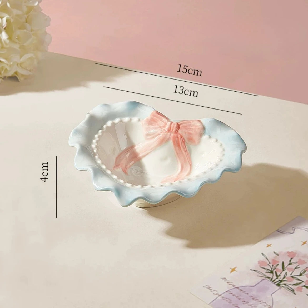 Herzförmiger Keramik Katzennapf mit Anti Spill Design für Hunde und Katzen