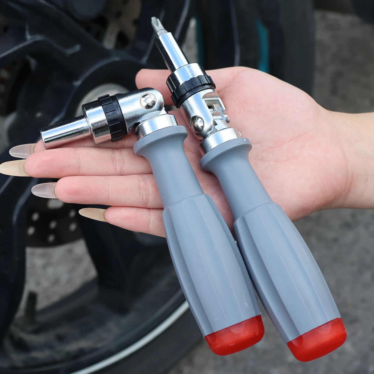 11-in-1 Ratschenschraubendreher Set mit magnetischen Bits und Teleskopgriff