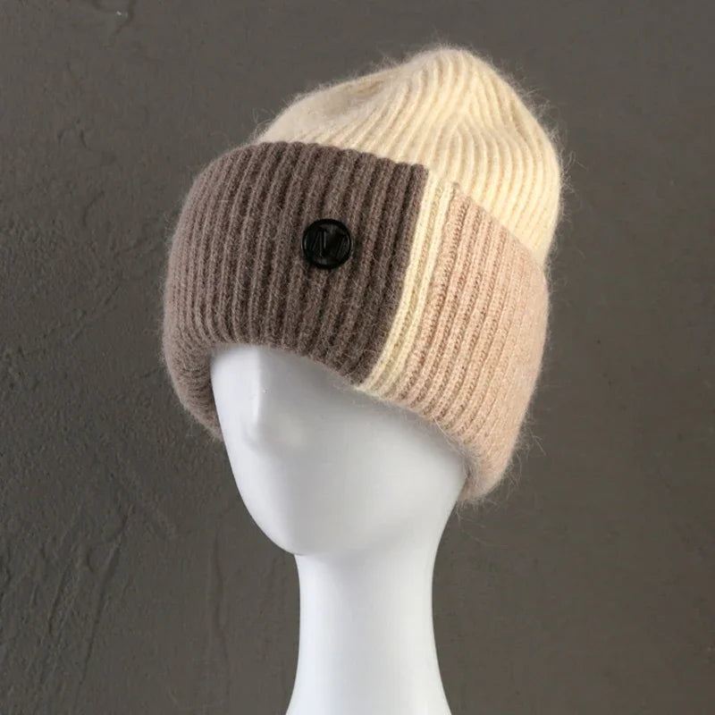 Weiche warme Damen Wintermütze aus Kaninchenwolle gestrickt
