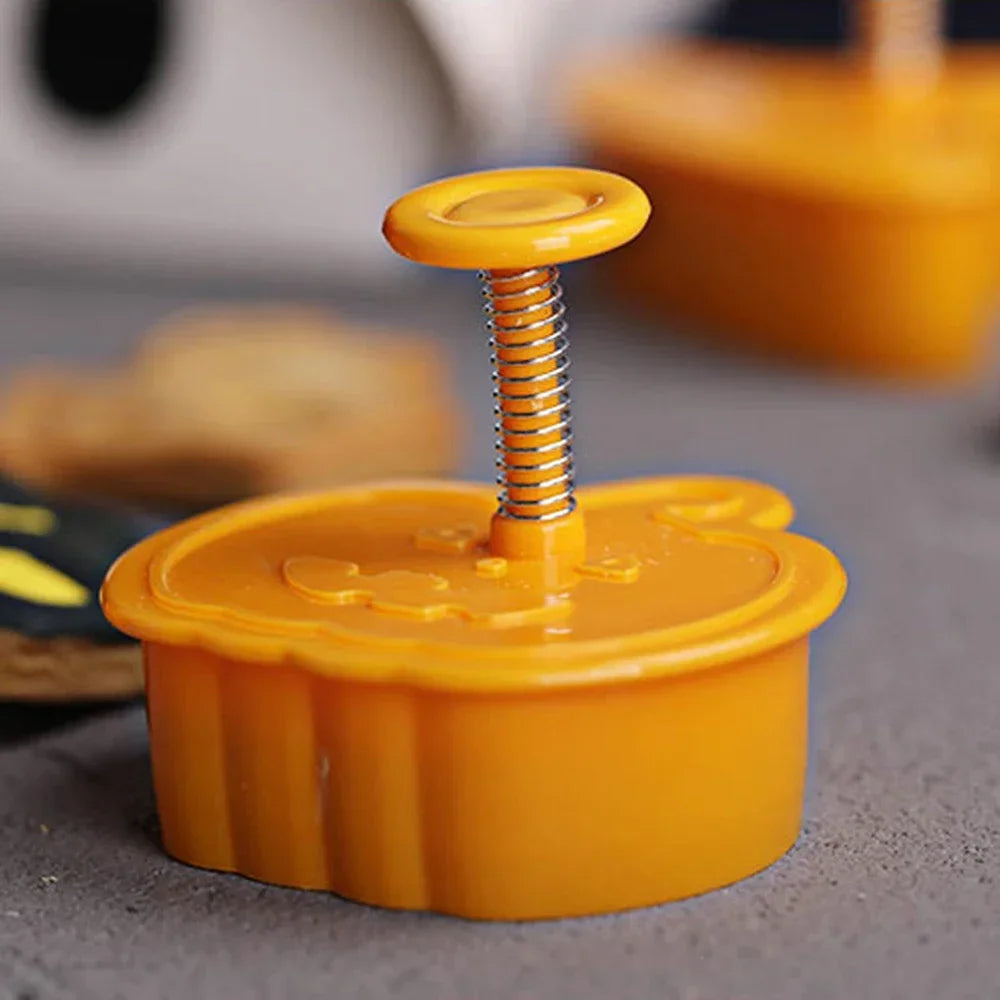 4er Set Halloween Kürbis Geist Kunststoff Keks Ausstecher Plunger