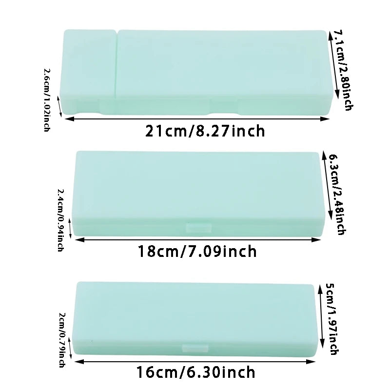 Mattiertes Federmäppchen aus Kunststoff zur praktischen Aufbewahrung