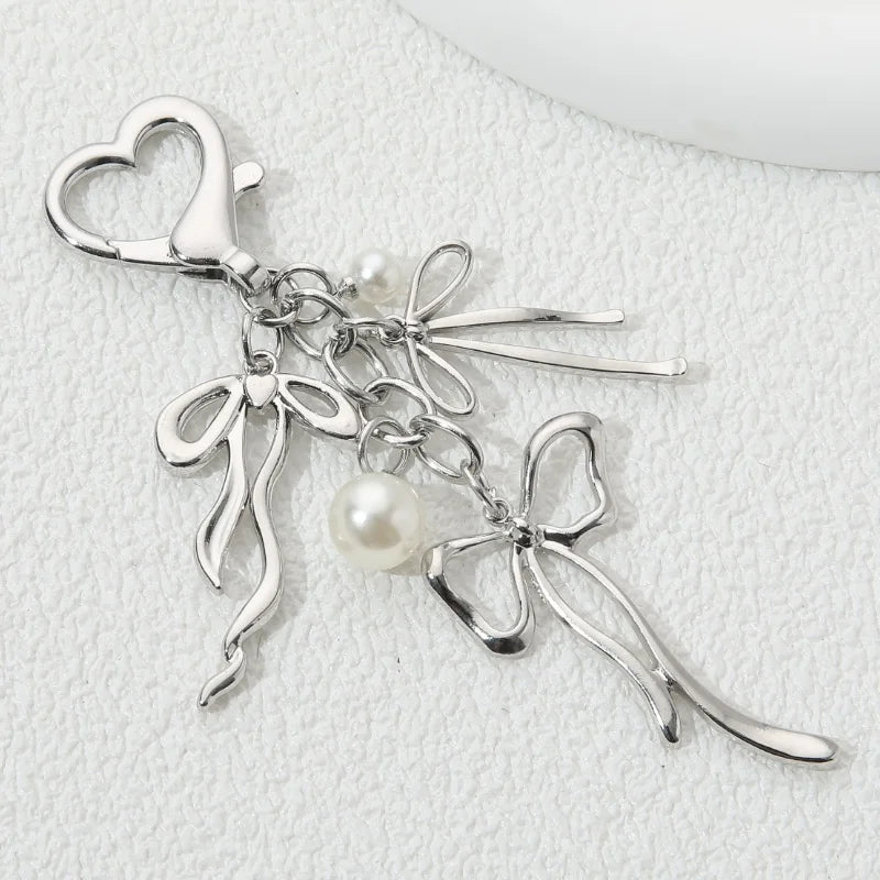 Schmetterling Schlüsselanhänger mit Perle und Emaille für Frauen - Mädchen