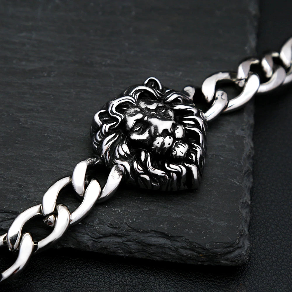 Robustes Edelstahl Herren Armband mit Löwen Leopard Design