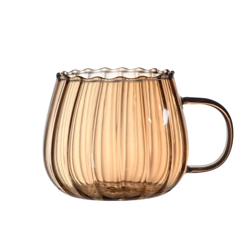 Hitze- & kältebeständige 400ml Borosilikatglas Tasse mit kreativem Streifendesign