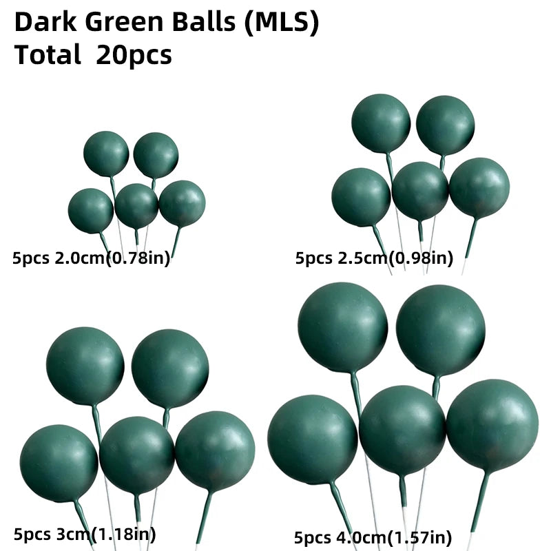 Bunte Kuchendekoration mit Dschungeltieren für Kinderpartys