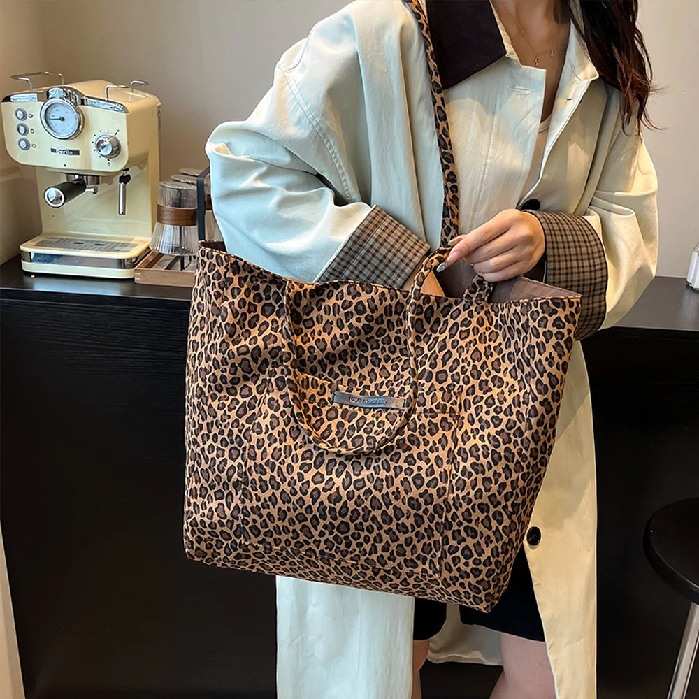 Damen Einkaufstasche doppelseitig mit großem Fassungsvermögen und Leopardmuster