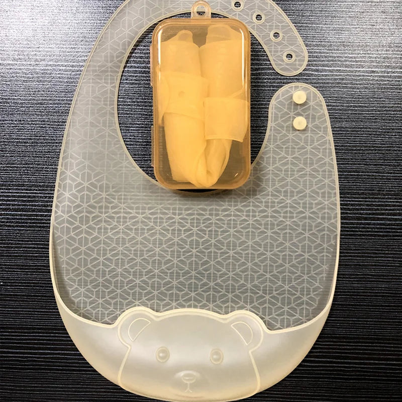 Leichtes ölbeständiges Baby-Lätzchen aus transparentem Silikon in Lebensmittelqualität