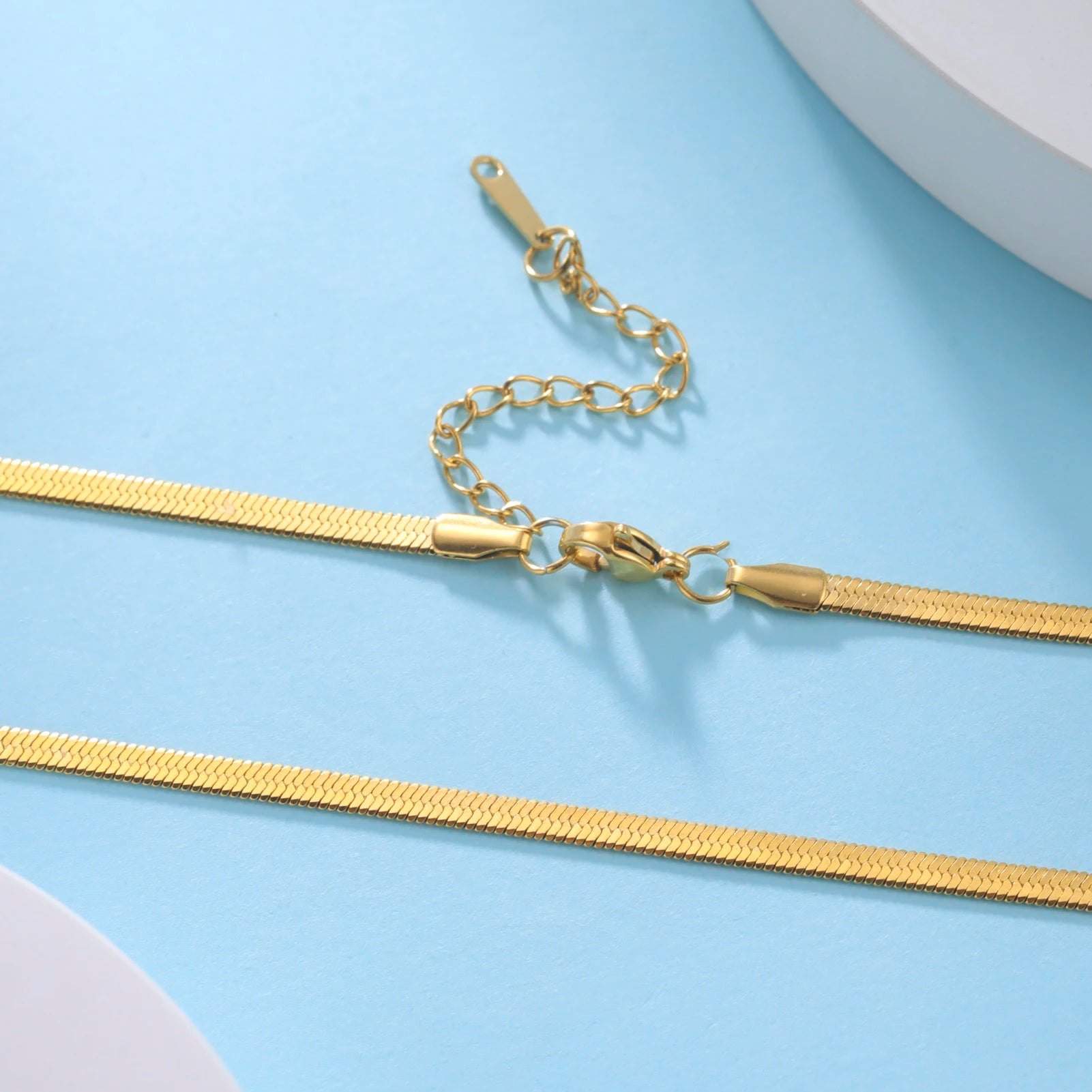 Elegante Edelstahl Schlangenkette für Damen und Herren in Goldfarbenem Design-Yabubest - Home & More