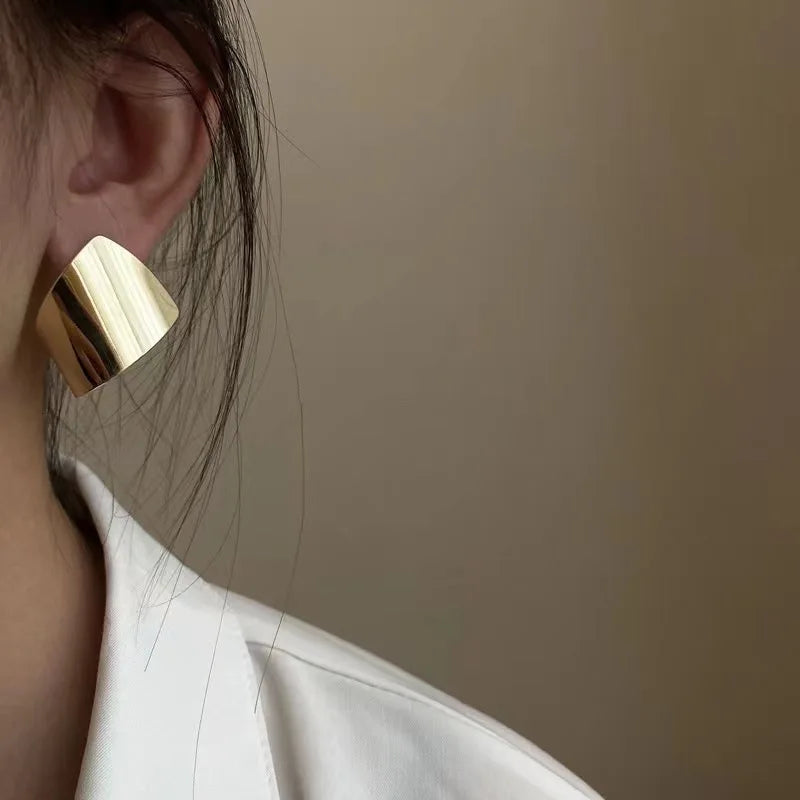 Geometrische Ohrstecker in Gold und Silber für Damen Alltag Party