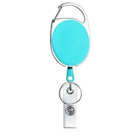 Transparente Ausweishalter mit Ausweisrolle für Mitarbeiter und Karten