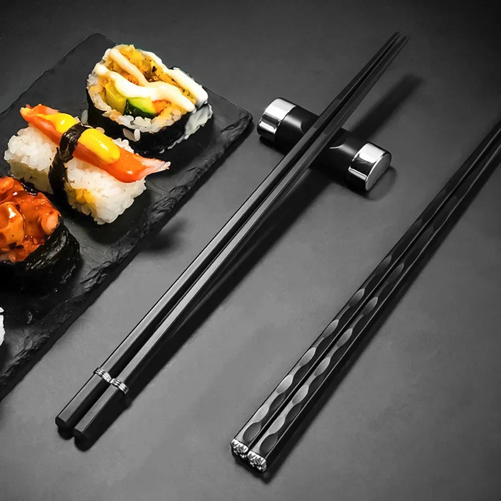 5 Paar wiederverwendbare schwarze Essstäbchen aus Metall für Sushi und Nudeln