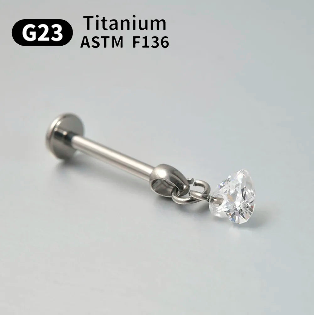 Hypoallergener Titan Ohrstecker mit Zirkon für klaren Stil