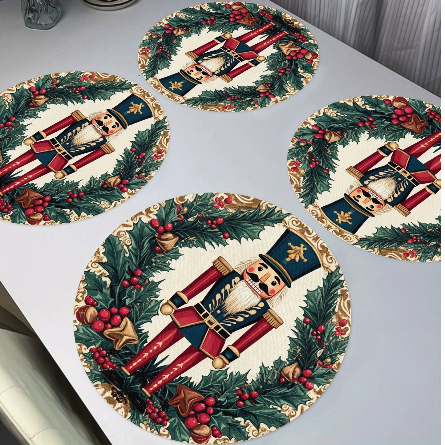 Runde Vintage Weihnachts Tischsets mit Nussknacker Beeren Design
