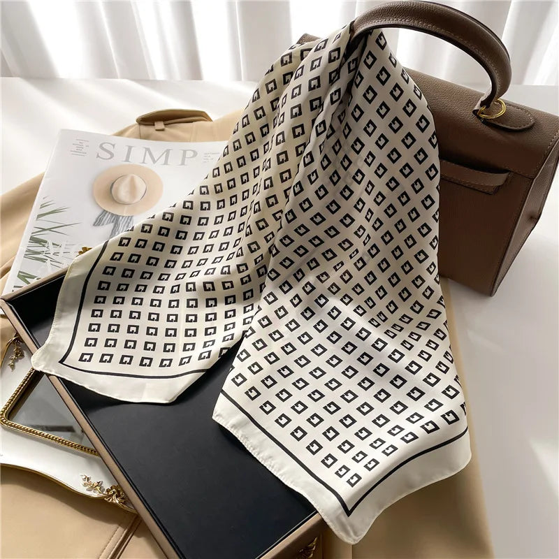 Modischer Hahnentritt Quadratschal für Damen – vielseitig tragbar