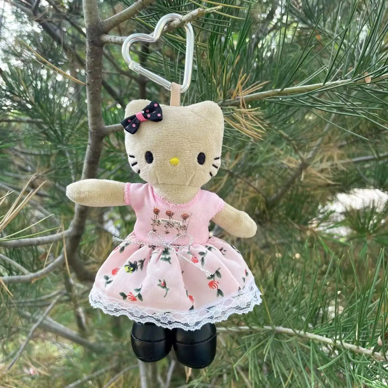 16 cm Plüsch-Schlüsselanhänger mit modischem Kuscheltier Anhänger